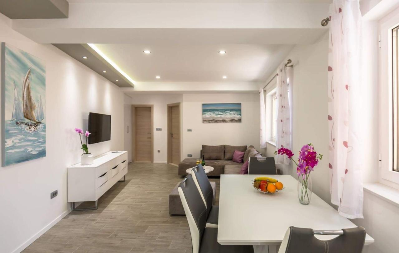 Apartment Dva *